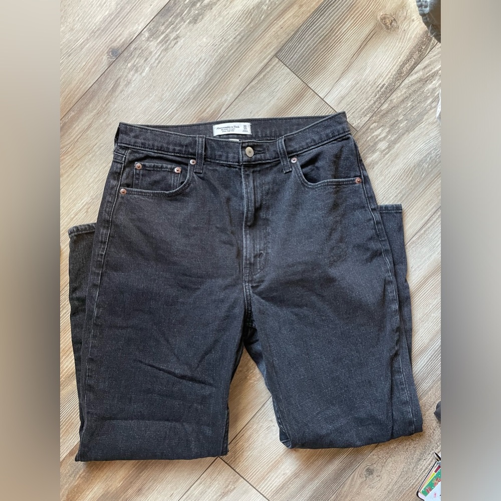 Women’s Abercrombie & Fitch High Rise Ankle Straight Jeans - Curve Love